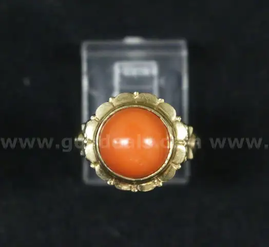 14K Yellow Gold Dome Design Ring With Coral Stone, 4.1 Grams