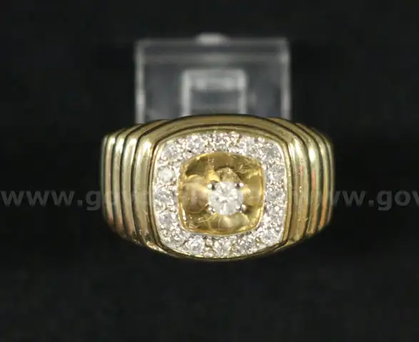 10K Yellow Gold Square Design Ring With Diamonds, 9.0 Grams