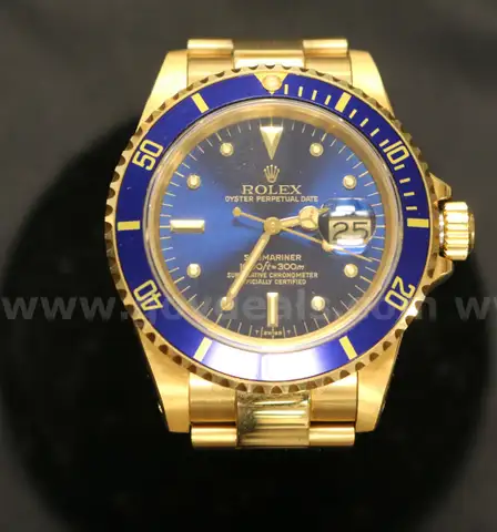 Men&#x27;s 1983 Rolex Submariner With 18K Yellow Gold Case &#x26; Band, 171.2 Grams