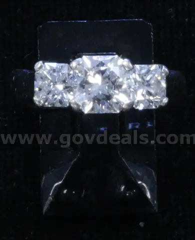 1.15 Carat Elara Platinum Diamond Engagement Ring, 7.8 Grams