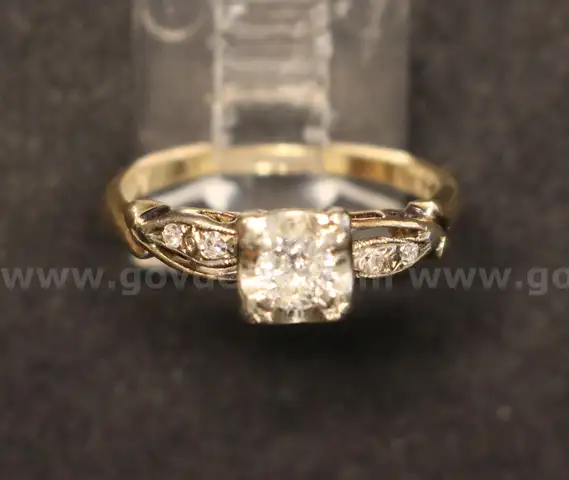 Vintage 14K White Gold Engagement Ring With Diamonds, 2.5 Grams