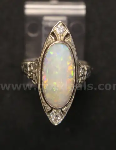 Vintage 18K White Gold Ring With Opal &#x26; Euro Diamonds, 4.2 Grams