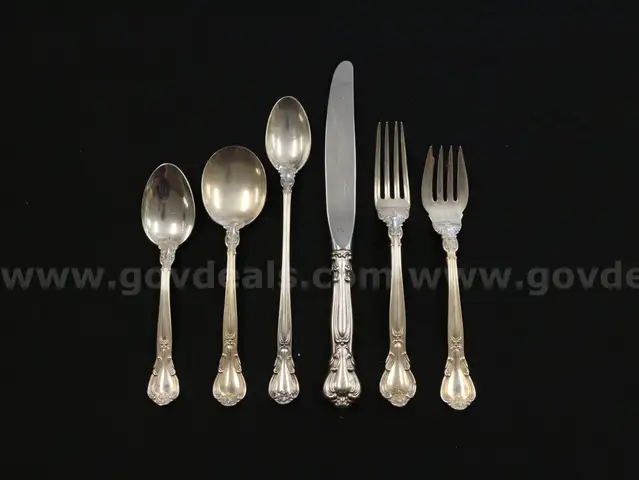 60 Pieces of Assorted Gorham Silver Flatware - Chantilly Pattern 2967.4 Grams