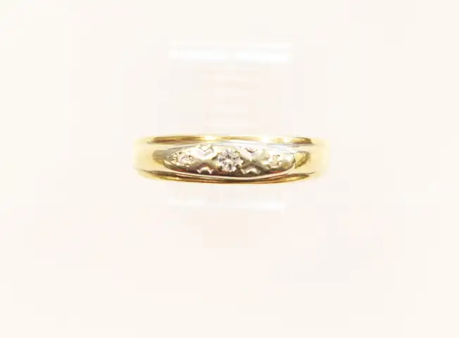 14k Yellow Gold Thin Band with Diamonds, 1.5 Grams