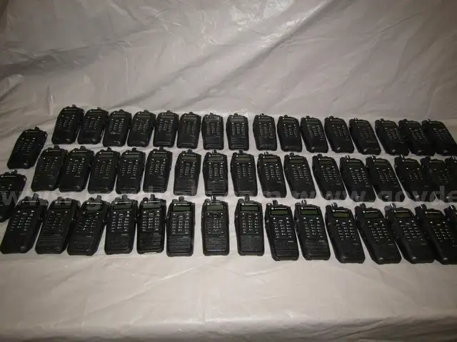 50 Motorola MOTOTRBO XPR6550 UHF Two Way Radios NO RESERVE