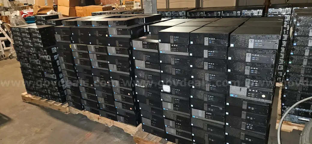 Lot of 584 Dell OptiPlex Desktop Computers