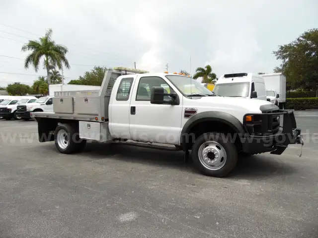 Ford F450 4X4 Flatbed Dually Truck- 34,515 Miles