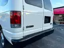 2006 Ford Econoline E-350 Passenger Van XL Super Duty