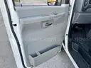 2006 Ford Econoline E-350 Passenger Van XL Super Duty