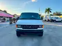 2006 Ford Econoline E-350 Passenger Van XL Super Duty