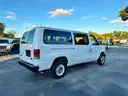 2006 Ford Econoline E-350 Passenger Van XL Super Duty