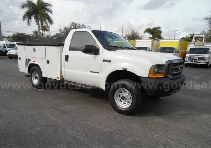 Ford F250 4X4 Service Truck 4WD  7.3L Diesel