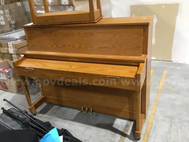 Baldwin Piano