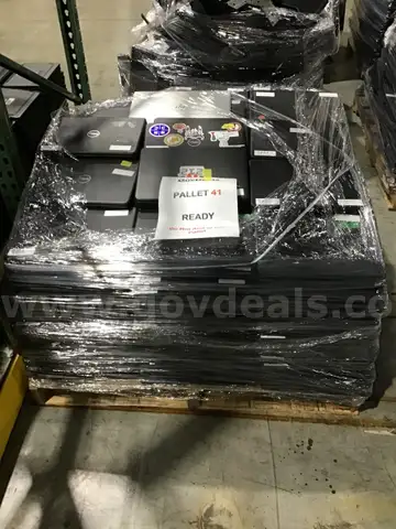 Lot of 300 Laptops
