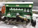 John Deere Overseeder TR2058