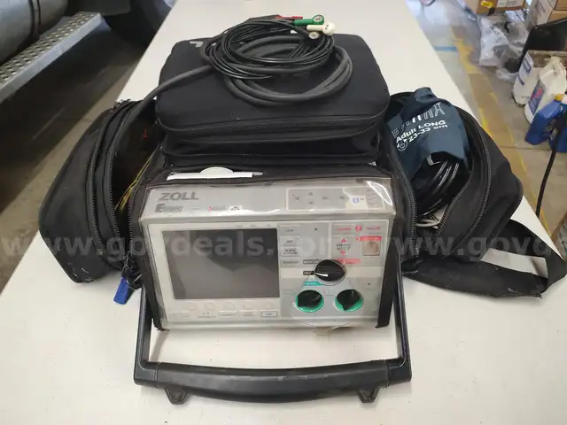 Zoll E Series Monitor/Defribrillator