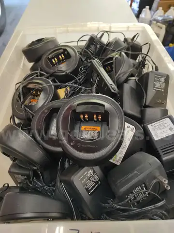 Motorola HT1250 Radio Chargers
