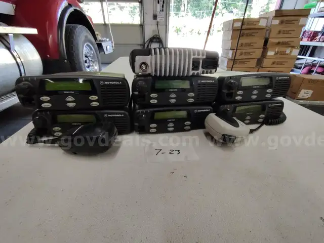 Motorola CDM1250 Mobile Radios