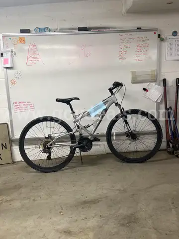 Mongoose Impasse, 17-Inch Ct