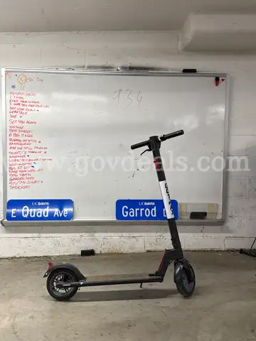 Gotrax Scooter (No Charger)