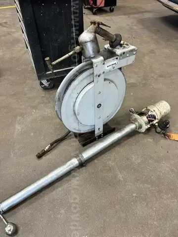 Balcrank Air Powered Barrel Pumped Hydraulic Hose and  Reel