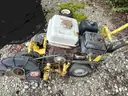 John Deere E35 Edger