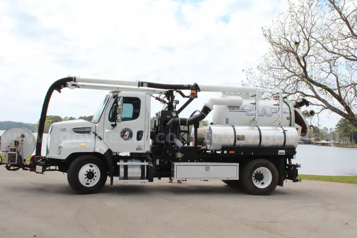 2020 Freightliner 108SD Vactor 2100 Series