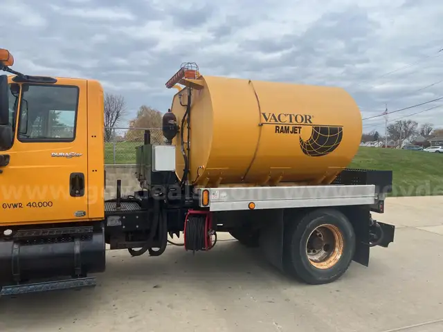 2008 International 4300