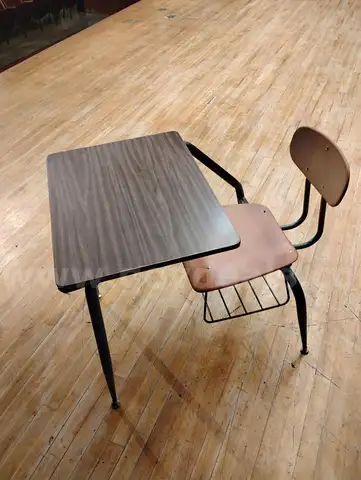 LOT of 12 School Desks