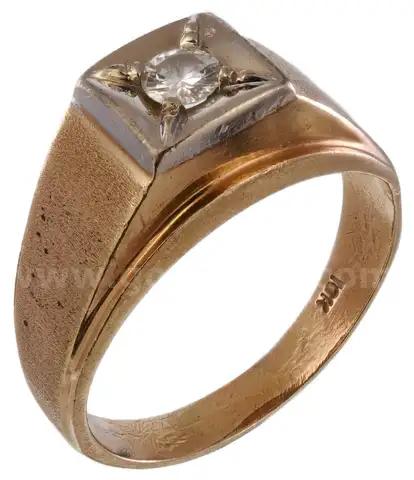 10Kt Diamond Men's Ring