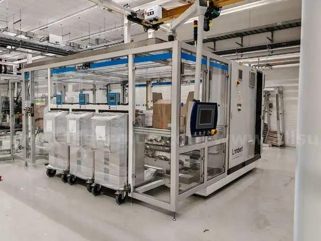 Cell with Staubli RX160L Pick and Place Robot