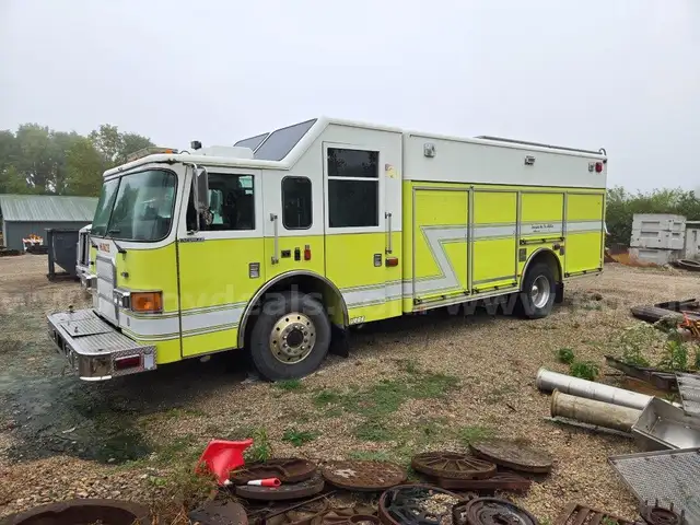 2003 Pierce Tilt Cab