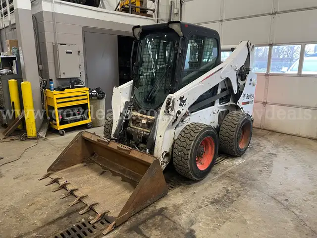 2014 Bobcat S650 Skid steer