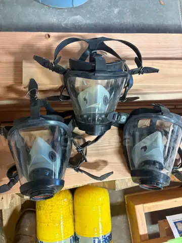 Surplus SCBA Air Tanks & Masks – NOT CERTIFIED – AS-IS