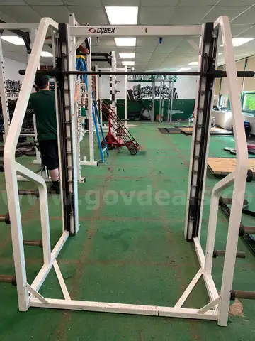 Cybex Smith Machine