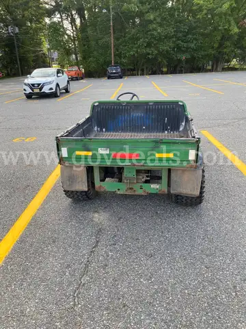 John Deere Gator 4x2