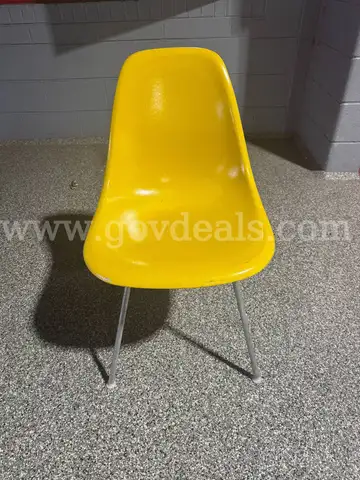 Set of 5 Eames/Herman Miller Mustard Side Chairs, MCM Mid-Century Modern