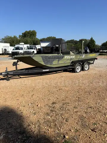 20&#x27; Aluma Weld boat with 50hp Evinrude motor