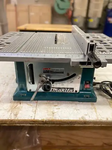 Makita Table Saw 8.25 blade