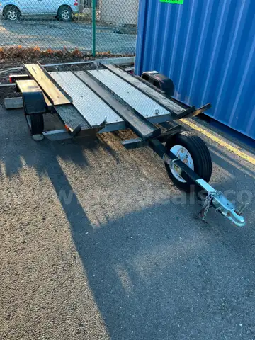 2000 Spirit Trailers Motorcycle Trailer