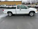 2001 GMC Sonoma SL Ext. Cab Short Bed 2WD