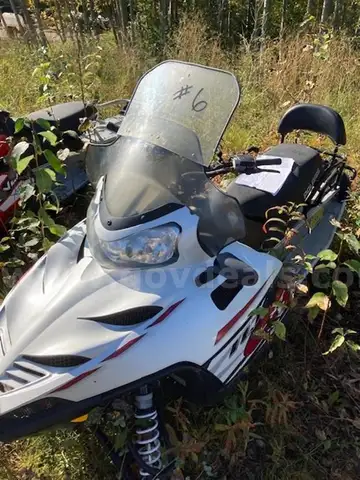 2011 Polaris 550 IQ LXT Snow Mobile