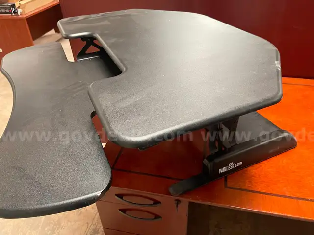 Stand -up Desk Riser