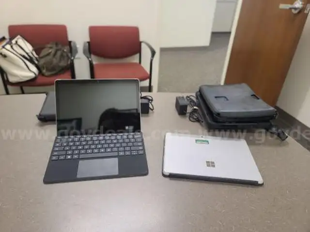 Set of 2 Microsoft Surface Go 2