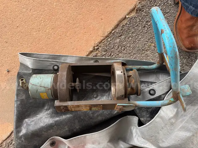 Aeroquip Hose Crimper With Die Set