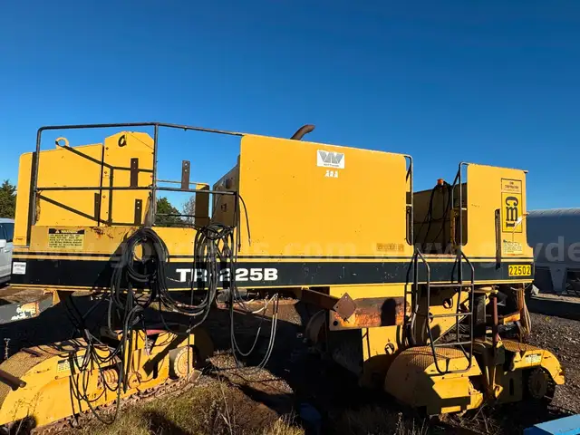 CAT CMI TR-225B Cutter Mill / Trimmer / Reclaimer