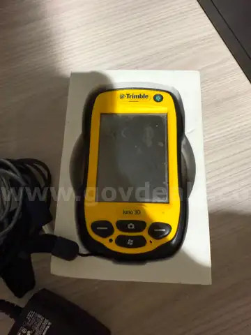 Trimble June 3D Handheld GPS Unit (2)