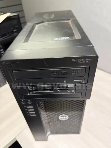 1 Lot of 5 Dell Desktops