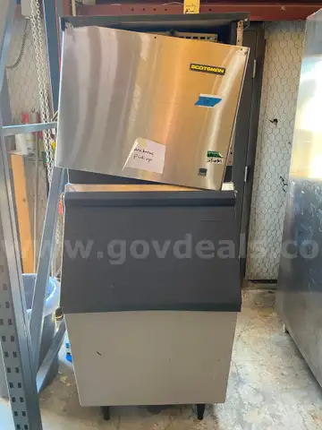 Ice Maker