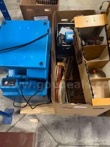 MISC. INSTRUMENT PARTS/PIECES/ ART SUPPLIES